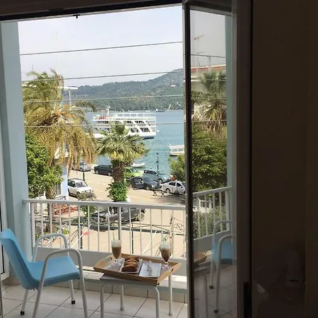 Papasotiriou 2* Galatas (Poros)
